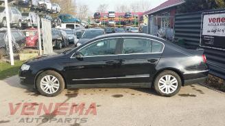 Volkswagen Passat  picture 2