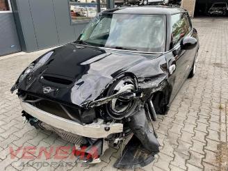 Salvage car Mini Mini Mini (F56), Hatchback 3-drs, 2013 2.0 16V Cooper S 2019