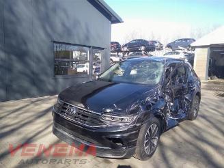 Autoverwertung Volkswagen Tiguan Tiguan (AD1), SUV, 2016 / 2024 1.5 TSI 16V Evo BlueMotion Technology 2023/5