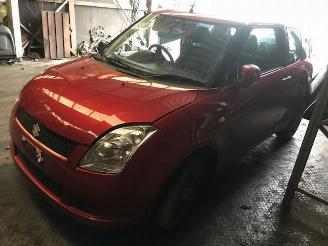 Auto da rottamare Suzuki Swift BENZINE - 1300CC 2009/1