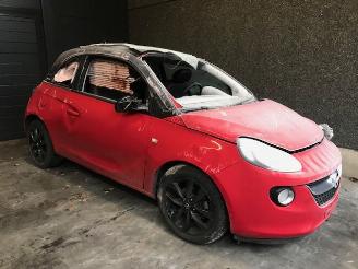 Auto da rottamare Opel Adam Hatchback 3-drs 2012 / 2019 1.2 16V Hatchback  Benzine 1.229cc 51kW (69pk) FWD 2015/1