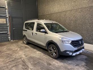 Démontage voiture Dacia Dokker 1500 Diesel 5 VIT 2017 66KW 2017/1