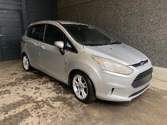 Autoverwertung Ford B-Max B-Max (JK8) MPV 1.0 EcoBoost 12V 100 MPV  Benzine 999cc 74kW (101pk) FWD 2015/6