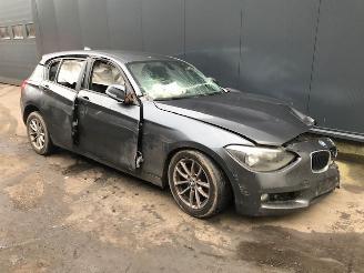 demontáž osobní automobily BMW 1-serie (F20) Hatchback 5-drs 2010 / 2019 114i 1.6 16V Hatchback 4Dr Benzine 1.598cc 75kW (102pk) RWD 2013/4