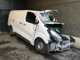 Auto da rottamare Citroën Jumpy Van 2021 2.0 Blue HDI 120 Bestel  Diesel 1.997cc 90kW 2021/5