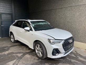 Sloopauto Audi Q3  2021/5