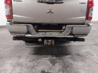 Mitsubishi L-200 L-200, Pick-up, 2014 2.2 DI-D 4WD picture 10