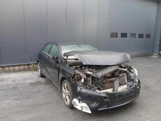 demontáž osobní automobily Mercedes A-klasse A (W176), Hatchback, 2012 / 2018 1.6 A-180 16V 2014/3