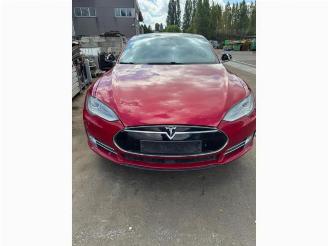 Uttjänta bilar auto Tesla Model S Model S, Liftback, 2012 85D 2015/12