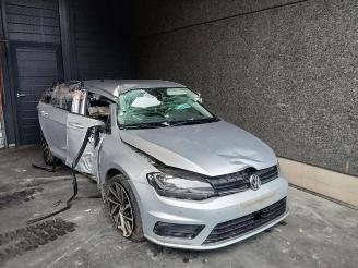 Vrakbiler auto Volkswagen Golf Golf VII (AUA), Hatchback, 2012 / 2021 1.2 TSI 16V 2015/7