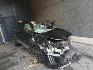 Vrakbiler auto Peugeot 2008 2008 (UD/UK/UR/US/UX), MPV, 2019 1.2 VTi 12V PureTech 130 2024/6