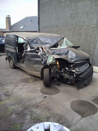 demontáž osobní automobily Volkswagen Transporter 2000 diesel 2013/1