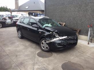 Auto da rottamare Kia Cee d 1500cc diesel 2009/1