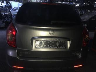 Uttjänta bilar auto Ssang yong Korando 2000cc - diesel - automaat 2015/1