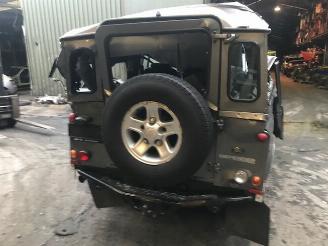 Auto da rottamare Land Rover Defender 2400CC - DIESEL - 6VIT 2010/1