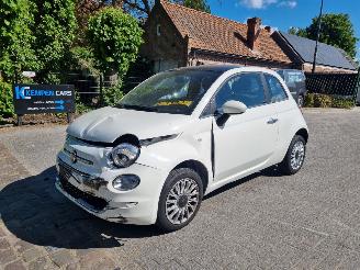 krockskadad bil auto Fiat 500 1.0 Hybrid Dolcevita Pano 2024/5