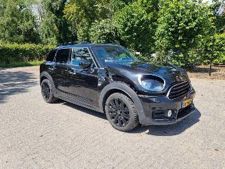 krockskadad bil auto Mini Countryman 1.5i Aut. Navi 2020/7