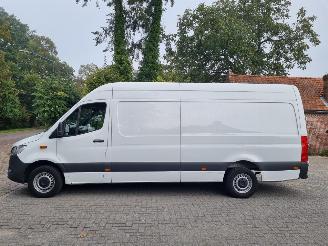 Mercedes Sprinter 317 CDI L3 Maxi Navi Stoelverw. picture 2