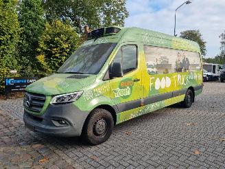 krockskadad bil bedrijf Mercedes Sprinter 316 CDI Aut. Koelwagen Led Stoelverw 2019/5