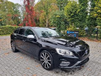 Schadeauto Volvo V-60 R-Design 2.0d 88KW Navi Stoelverw. 2016/3