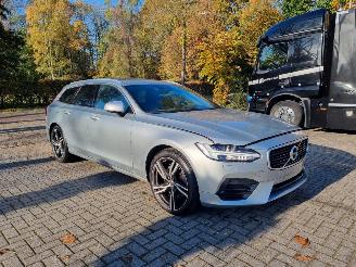 Schadeauto Volvo V-90 T8 Rdesign Twin Engine AWD Pano Led 2018/5