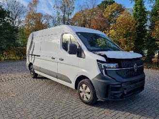 Schadeauto Renault Master DCI 150 Airco Navi Camera 2024/12