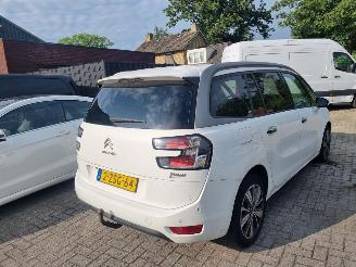 Citroën C4-picasso e-HDi 115 Aut. 7 Stoelen picture 3