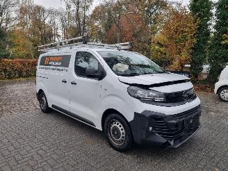 Unfall Kfz Van Opel Vivaro 1.5D 120 Airco Navi Facelift 2024/12