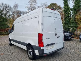 Mercedes Sprinter 311 CDI Airco Mbux Navi Camera picture 3
