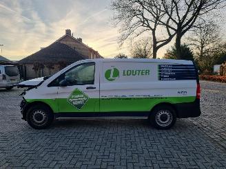 krockskadad bil auto Mercedes Vito 114 CDI Aut. Navi Clima 2024/4