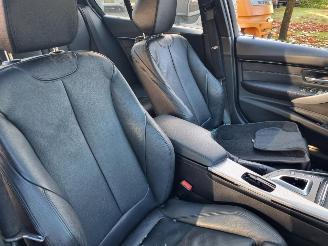 BMW 3-serie 320i Aut. Msport Schuifdak Stoelverw Leder picture 11