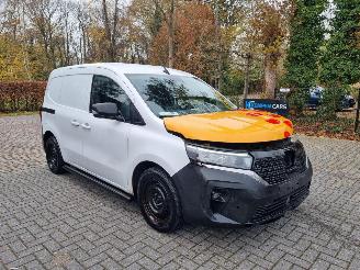 skadebil auto Nissan Townstar 44 kWh Airco Camera 2023/12