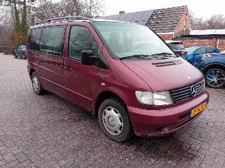 krockskadad bil auto Mercedes Vito 112 CDI Aut DC Airco marge 2004/4