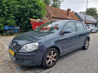 Vaurioauto  passenger cars Volkswagen Polo 1.2 United Airco 2009/5