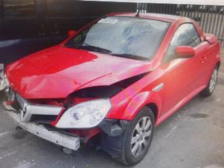 Coche siniestrado Opel Tigra  2009/1