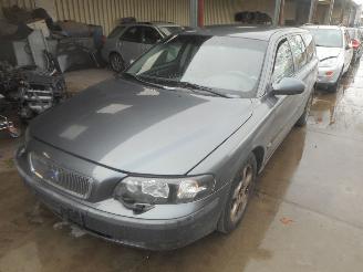 demontáž osobní automobily Volvo V-70  2003/1
