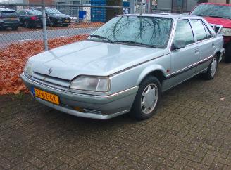 Voiture accidenté Renault 25 txe 1991/3