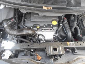 Opel Zafira  picture 4