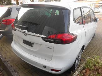 Opel Zafira  picture 3