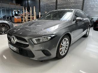 Auto incidentate Mercedes A-klasse A180d 72dKM!!! GROOT SCHERM/LED/LEDER/PDC/CLIMATE/STOELVERW/VOL! 2019/8
