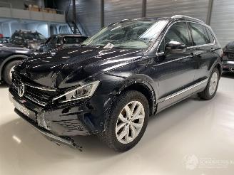skadebil auto Volkswagen Tiguan 2.0 TSI DSG 4-MOTION/NAVI/LED/CAMERA/PARKASS/ALCANTARA/VOL! 2017/8