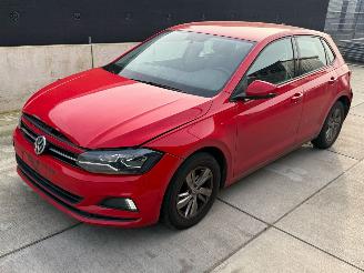 škoda osobní automobily Volkswagen Polo DSG AUTOMAAT / DRIVEABLE DAMAGE / LED / STOELVERWARMING 2018/12