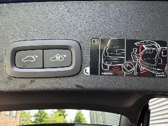 Volvo XC40 1.5 T3 R-Design NAVI/LED/CAMERA/FULL ASSIST/LEDER/VOL OPTIES! picture 18