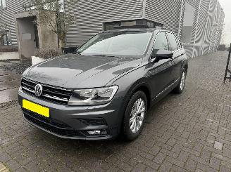 Coche accidentado Volkswagen Tiguan 1.4 TSI DSG 4-MOTION SCHADEVRIJ/PANO/TREKHAAK/SIDE-ASSIST/FULL OPTIONS! 2018/9