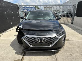 Hyundai Ioniq 1.6 GDI FACELIFT | CAMERA | XENON-LED | AMBIENT LIGHT | CRUISE CONTROL picture 2