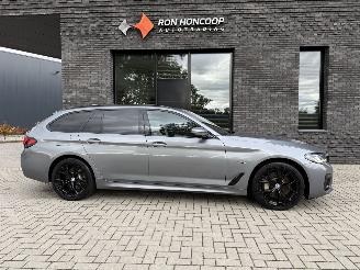 damaged passenger cars BMW 5-serie 530e Touring 292PK Steptronic M-Sport Facelift VOL! 2022/11