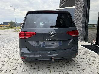 Volkswagen Touran FACELIFT 1.5 TSI 150PK DSG7 Highline 7-Personen picture 13