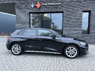 krockskadad bil auto Audi A3 Sportback NEW MODEL! 35 TDI 150PK S-tronic S-line 2025/6