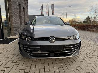 Volkswagen Passat VARIANT NEW MODEL! 1.5 eTSI 150PK DSG7 Elegance picture 5