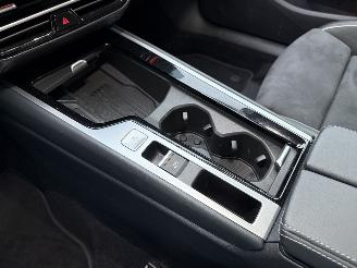 Volkswagen Passat VARIANT NEW MODEL! 1.5 eTSI 150PK DSG7 Elegance picture 29